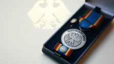THW-Einsatzkräfte erhalten Bundesflutmedaille - Fluthilfe 2021 © Kreis Paderborn